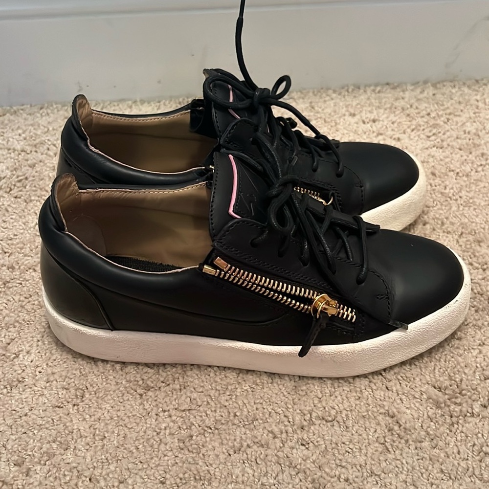 Giuseppe Zanotti Black Gold Zippered Sneakers 39